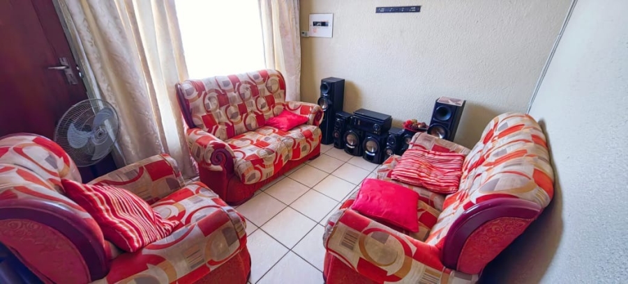 2 Bedroom Property for Sale in Promosa North West